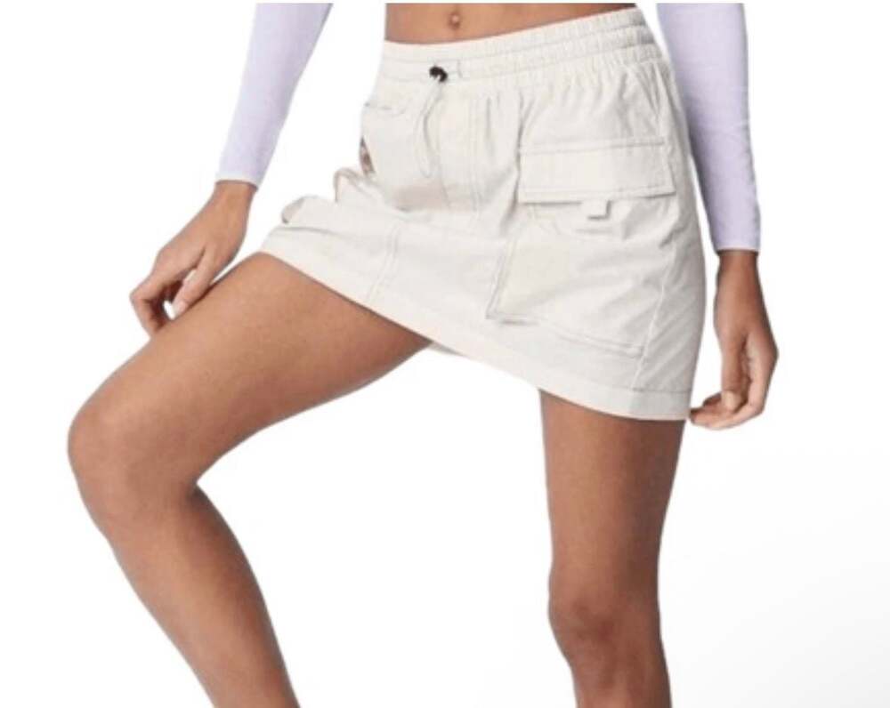 Wild Fable Off-White Parachute Cargo Bungee Cord Mini Skirt